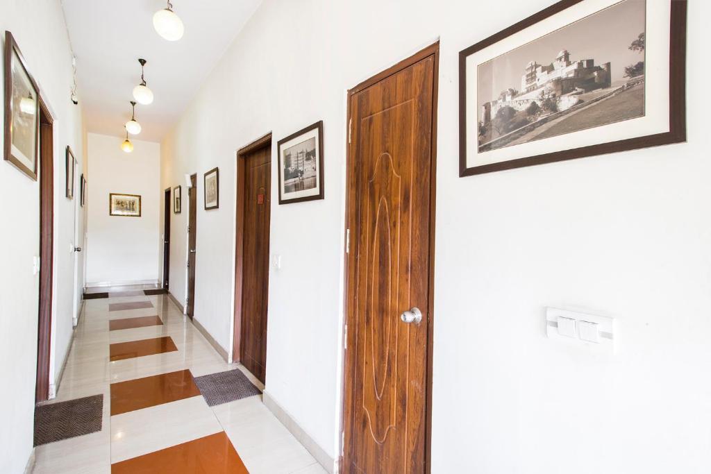 Джайпур: FabHotel Raj Kothi