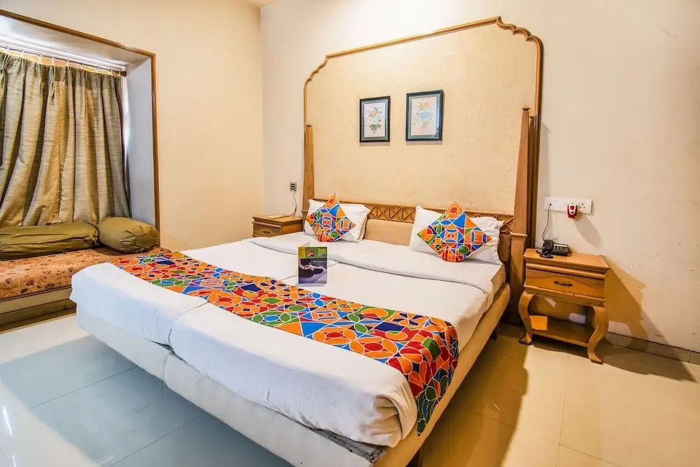 Пуна: FabHotel Rajwada Baner