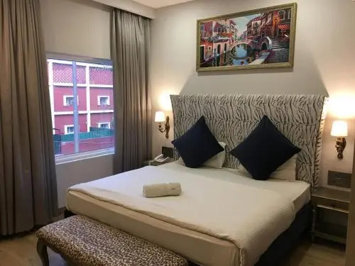 Чандигарх: Hotel Posh