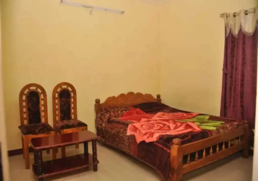 Ути: Hill Bird Homestay