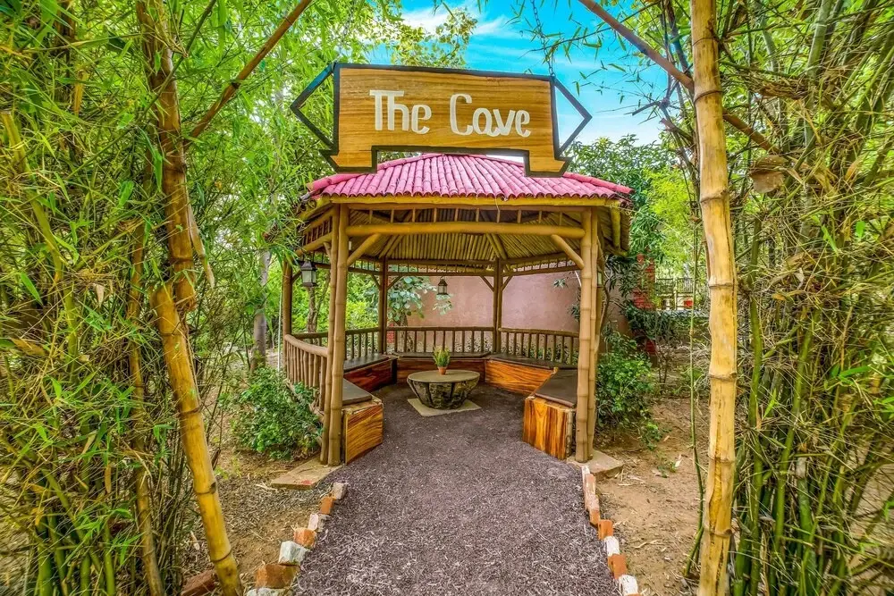 Тала: Lemon Tree Wildlife Resort  Bandhavgarh
