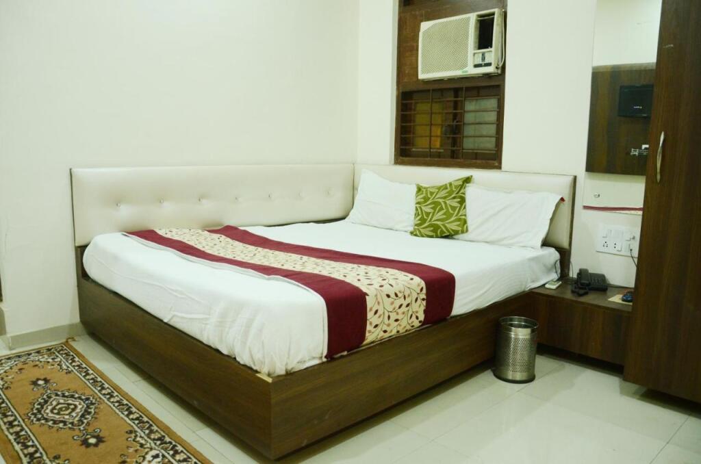 Крепость Jhansi: Hotel Hari Palace
