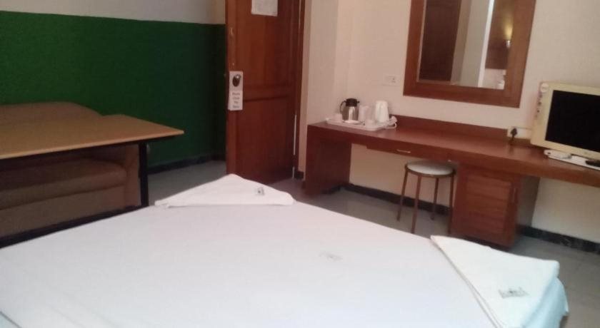 Перумал Ковил Пати: Soorya Residency
