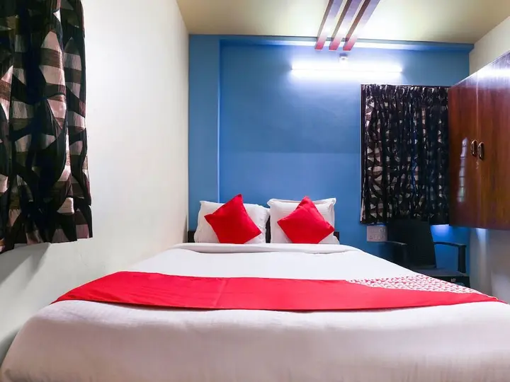 Висакхапатнам: OYO 10711 Hotel NSNR Residency