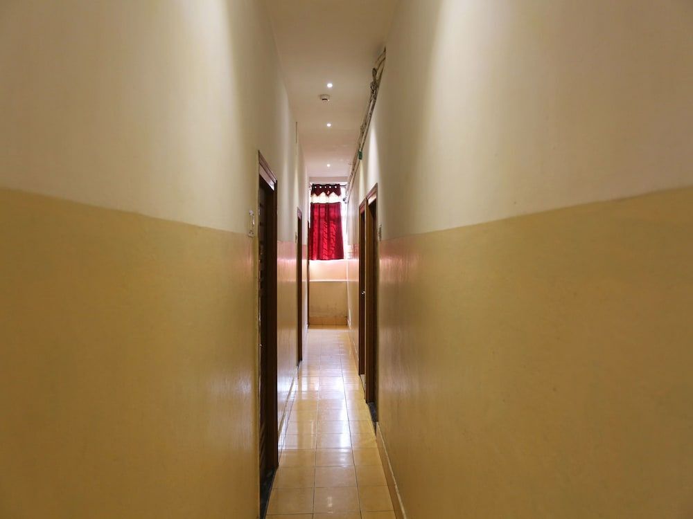 Колката: OYO 7742 The Hotel Marina