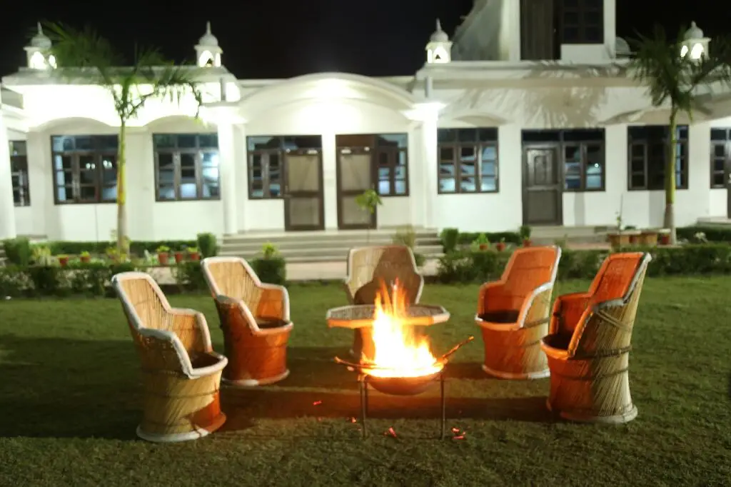 Котпутли: Gulmohar Sariska Resort