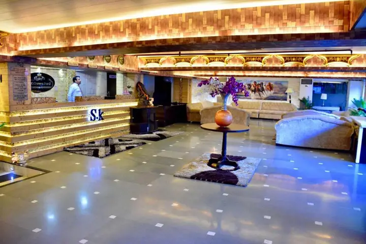 Нью-Дели: SK Crown Park Naraina