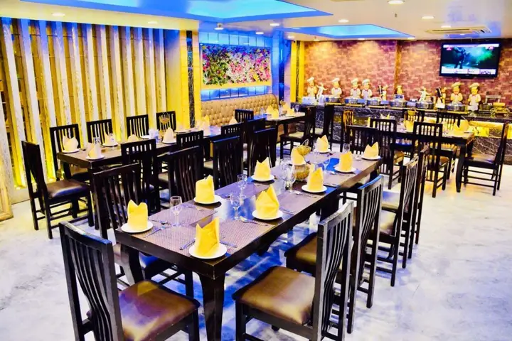 Нью-Дели: SK Crown Park Naraina