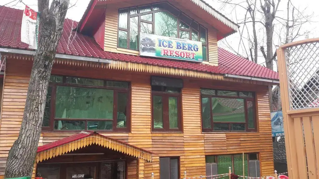 Пахалгам: Ice Berg Resort
