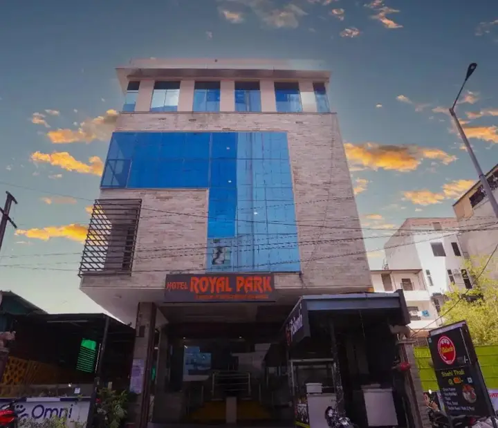 Джайпур: Oyo 8936 Hotel Royal Park