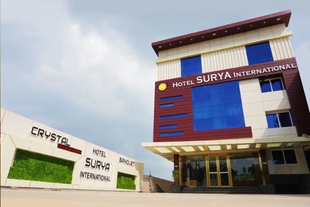 Bilaspur: Hotel Surya