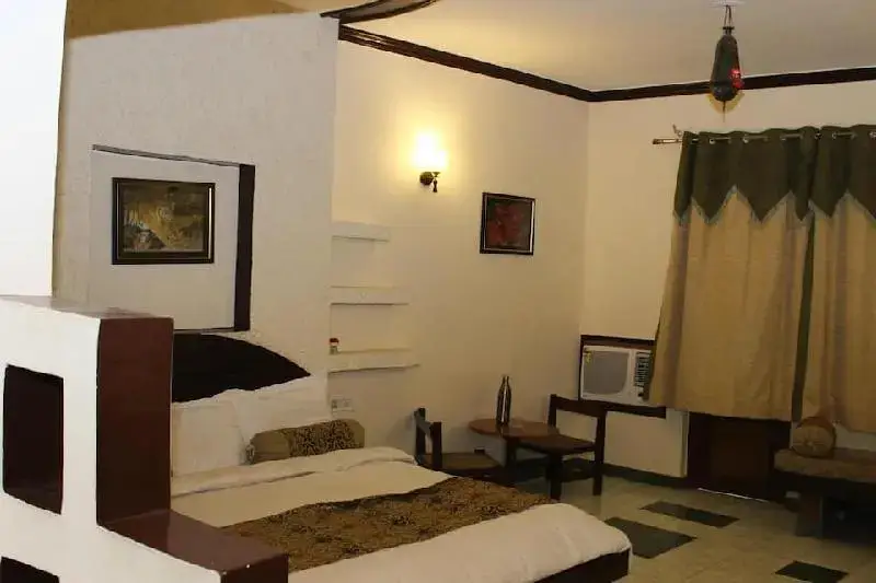 Наинитал: Kanwhizz Hum Tum Resort
