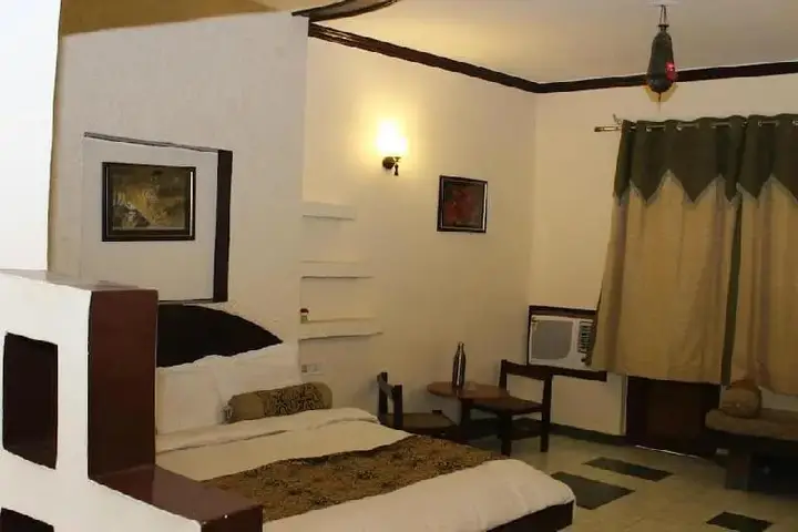 Наинитал: Kanwhizz Hum Tum Resort