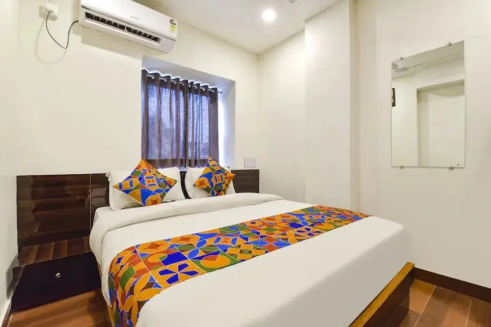 Вадодара: Hotel Sri Krishna
