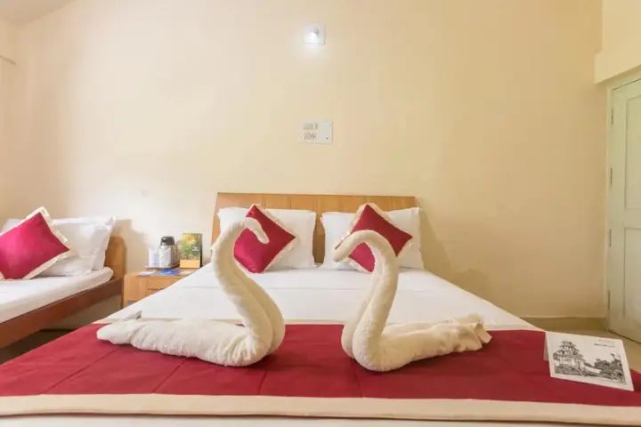 Какабе: KSTDC Hotel Mayura Tala Kaveri