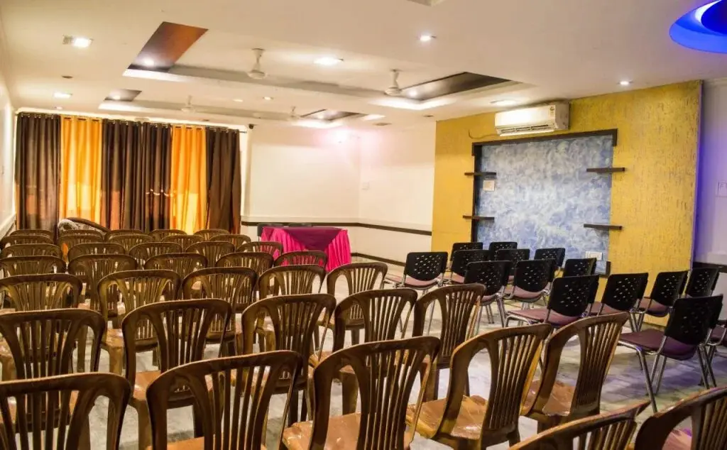Бхопал: Hotel Ronak Plaza