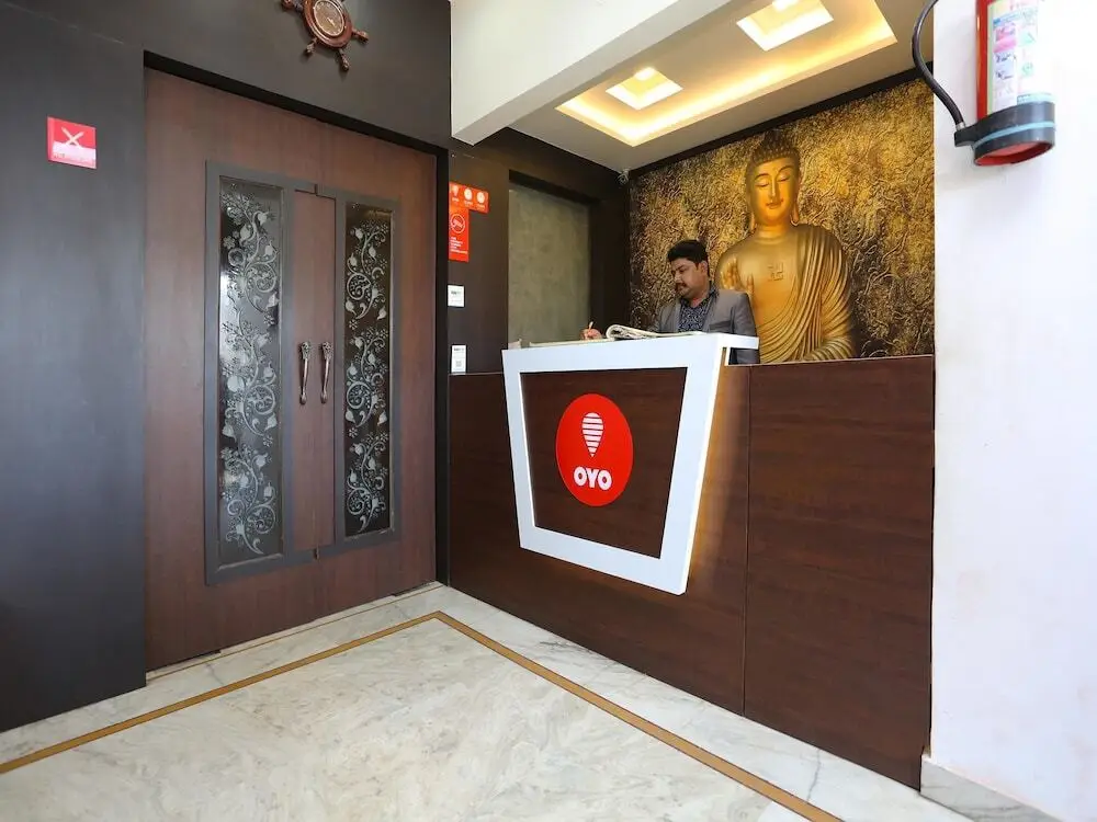 Hotel Krishna Palace — фото 1
