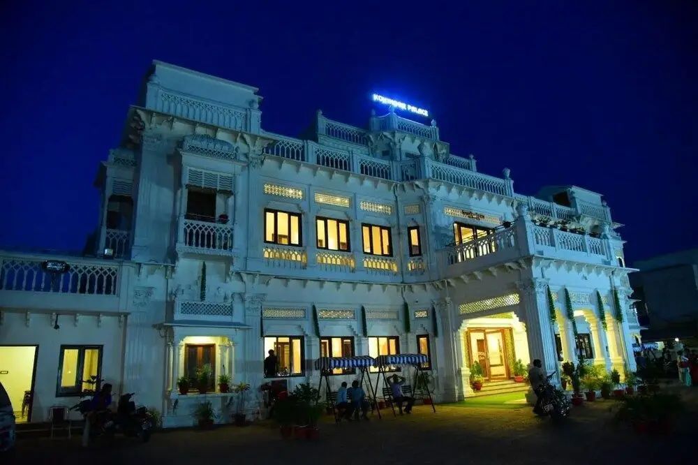 Файзабад: Kohinoor Palace