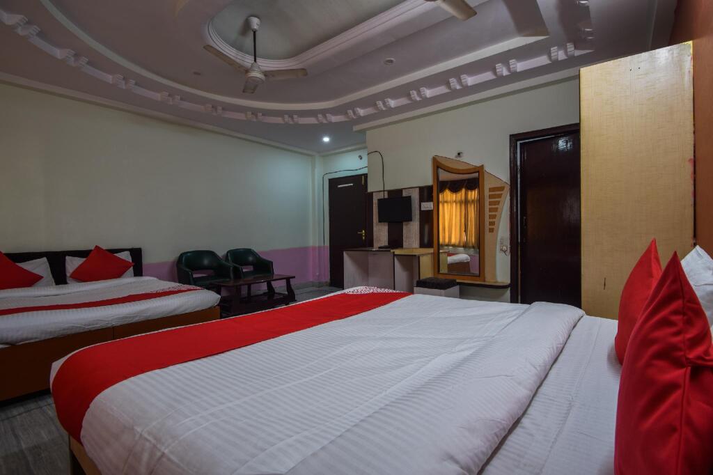 Удаипур: OYO 29398 Hotel Pax Inn