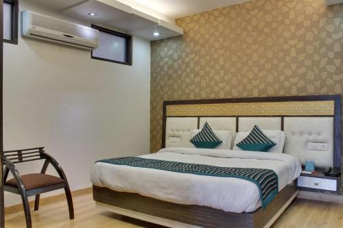 Нойда: Atitthe Residency Noida