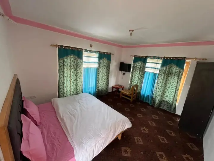 Лех: Kandalha Guest House