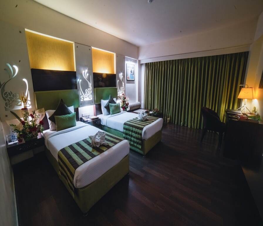 Силигури: Barsana Hotel & Resort