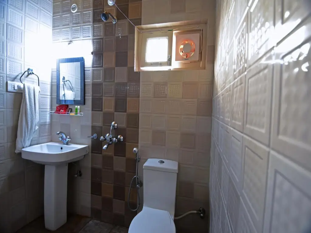 Наинитал: OYO Rooms Lake View Mall Road 2
