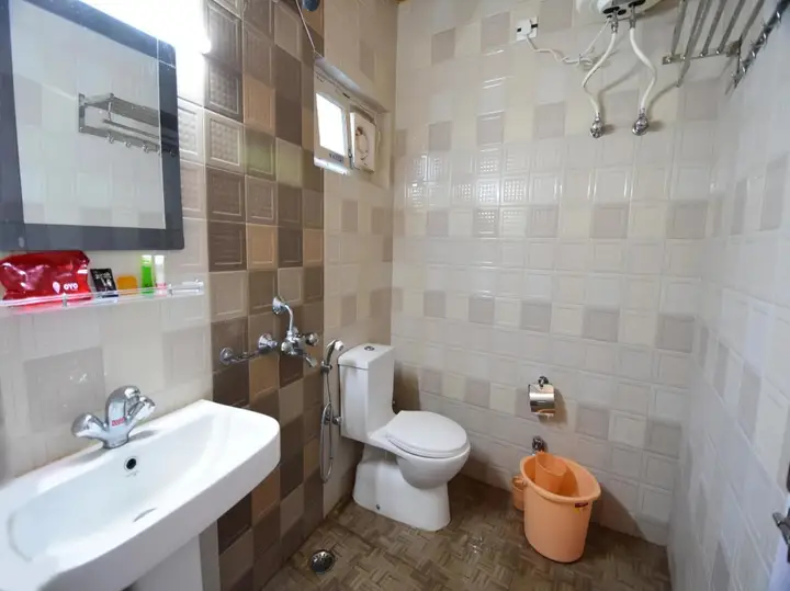 Наинитал: OYO Rooms Lake View Mall Road 2