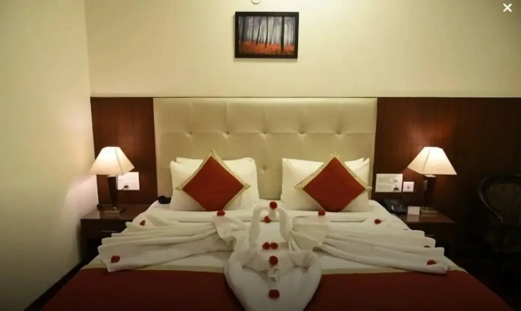 Зиракпур: Hotel Mandarin Square