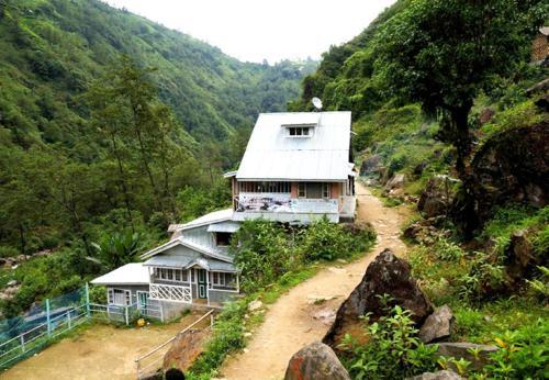 Дарджилинг: Hotel Shovraj