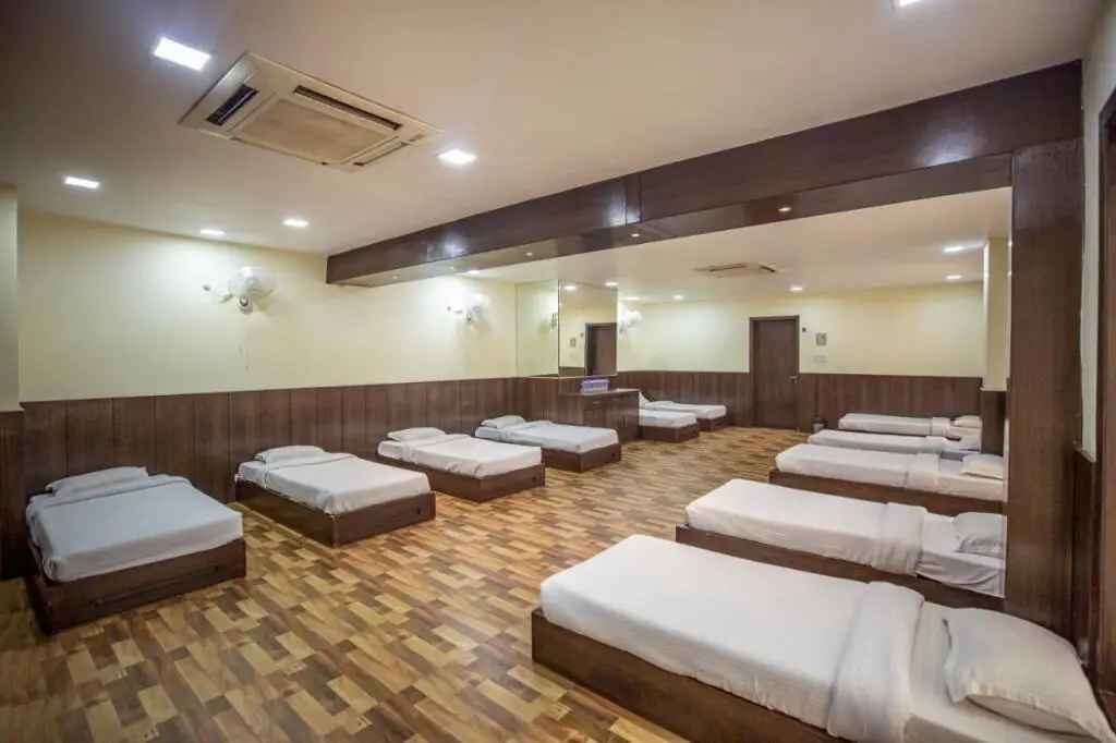 Вриндаван: The Royal Bharti Hotel