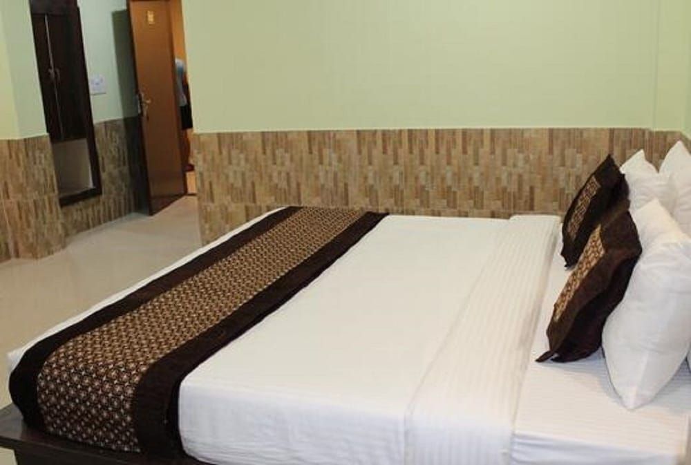 Мумбаи: Airways Inn