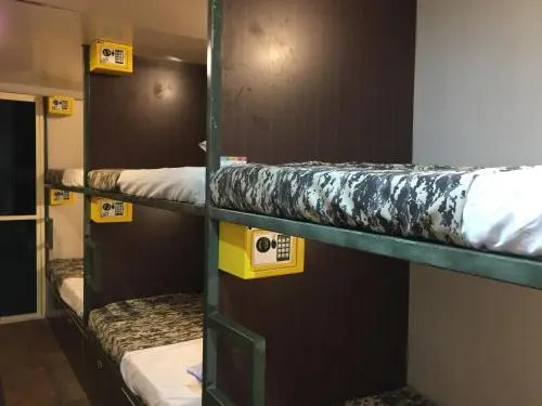 Вагатор: Bunkker