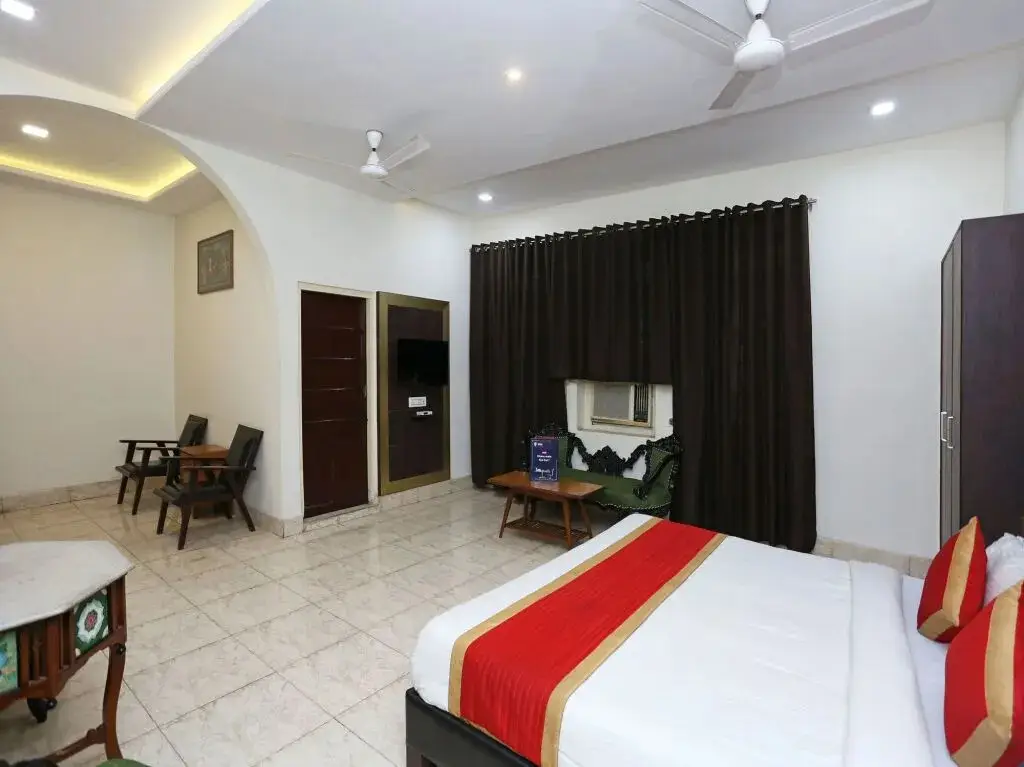 Кота: Hotel Navrang