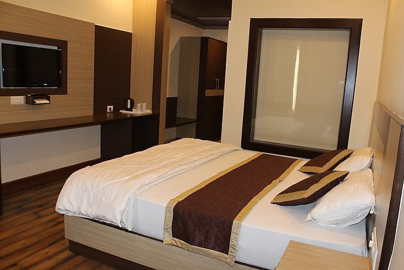 Нимрана: Chandni Midway Resort