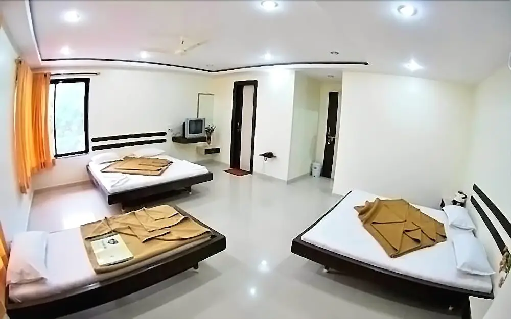 Ширди: Hotel Sai Geeta