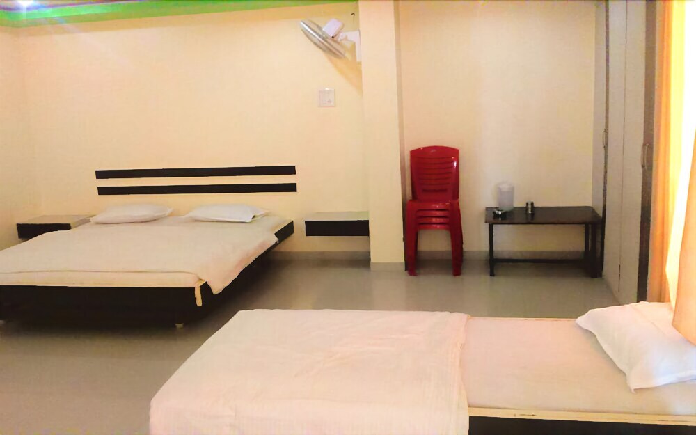 Ширди: Hotel Sai Geeta