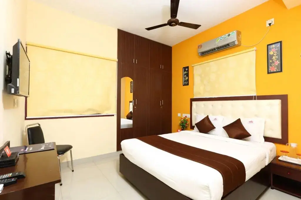 Ченнаи: Neighbour Inn Kolathur