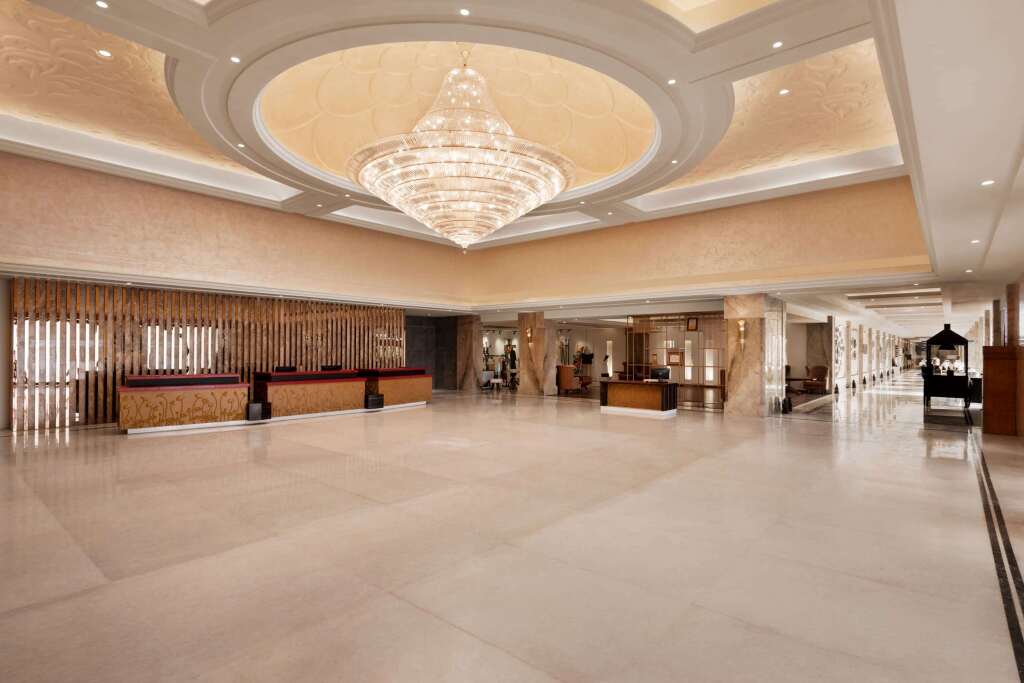 Лакхнау: Ramada by Wyndham Lucknow Hotel and Convention Center