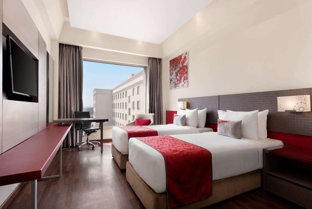 Лакхнау: Ramada by Wyndham Lucknow Hotel and Convention Center