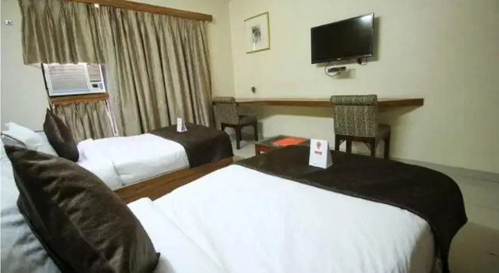 Сурат: Hotel Executive