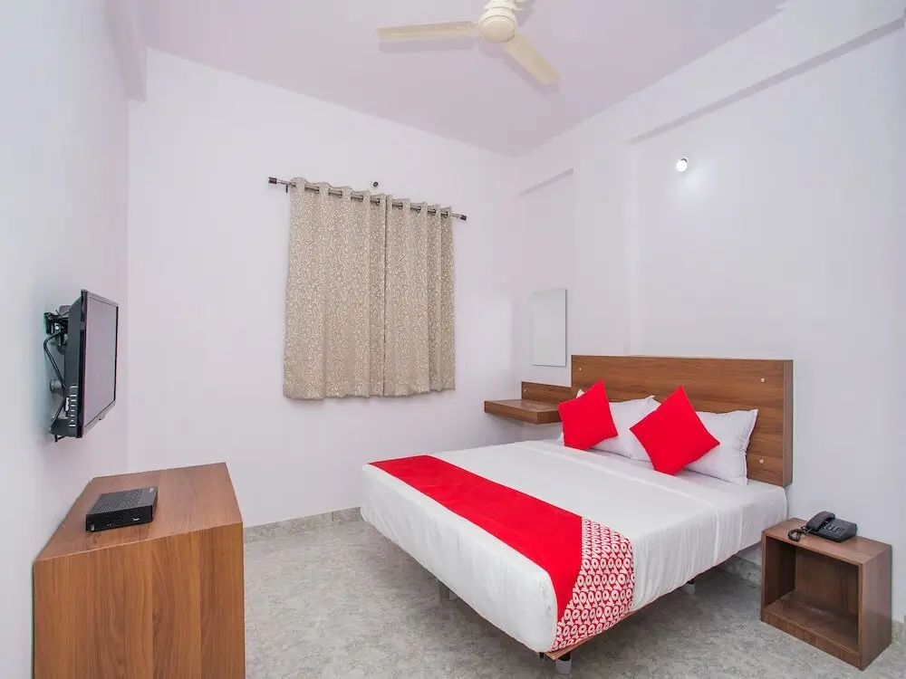 Бангалор: Amethyst Business Hotel by OYO Rooms