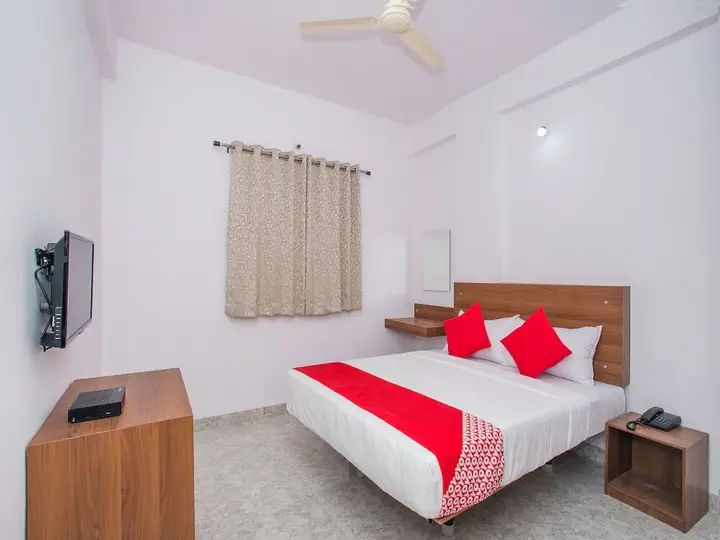 Бангалор: Amethyst Business Hotel by OYO Rooms