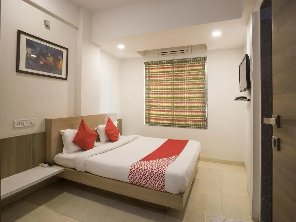 Нашик: OYO 14455 Hotel Balaji Inn