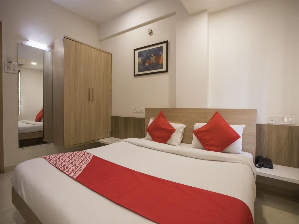 Нашик: OYO 14455 Hotel Balaji Inn