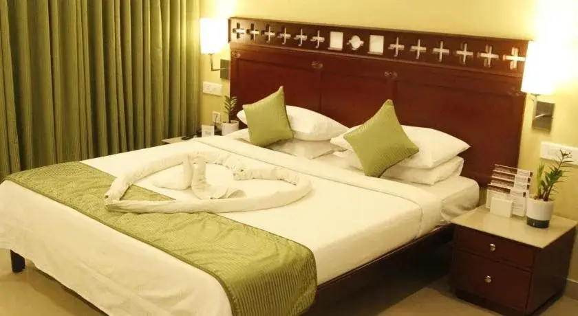 Чирайнкижу: Hotel Raj Residency