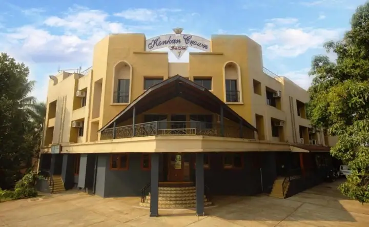 Вагатор: Konkan Crown Resort & Club Sawantwadi