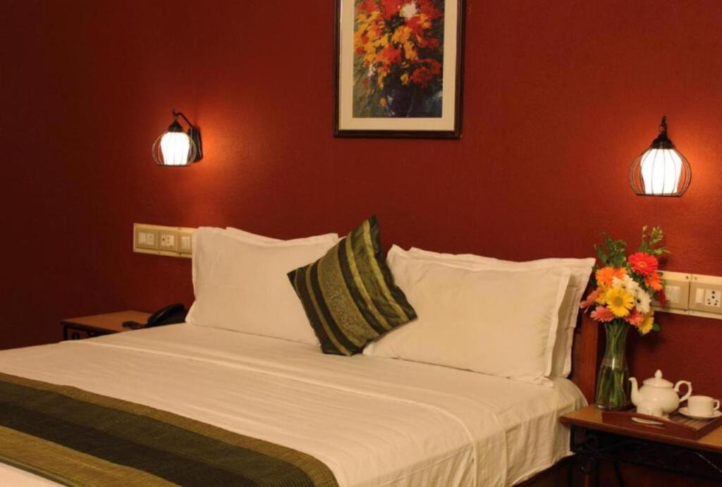 Вагатор: Konkan Crown Resort & Club Sawantwadi
