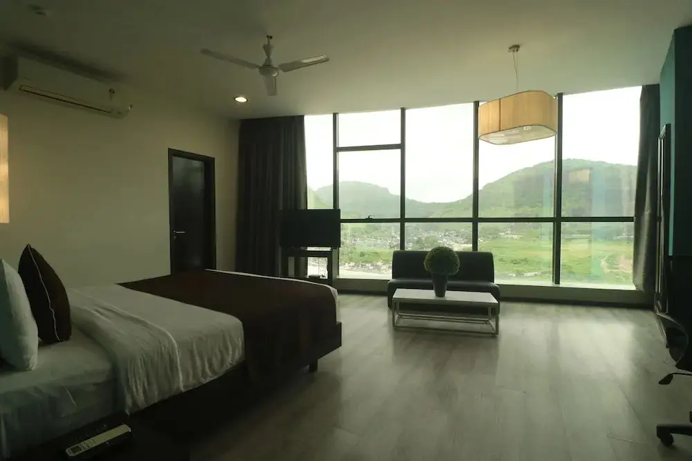 Нави-Мумбай: Hotel Mumbai House Airoli Navi Mumbai