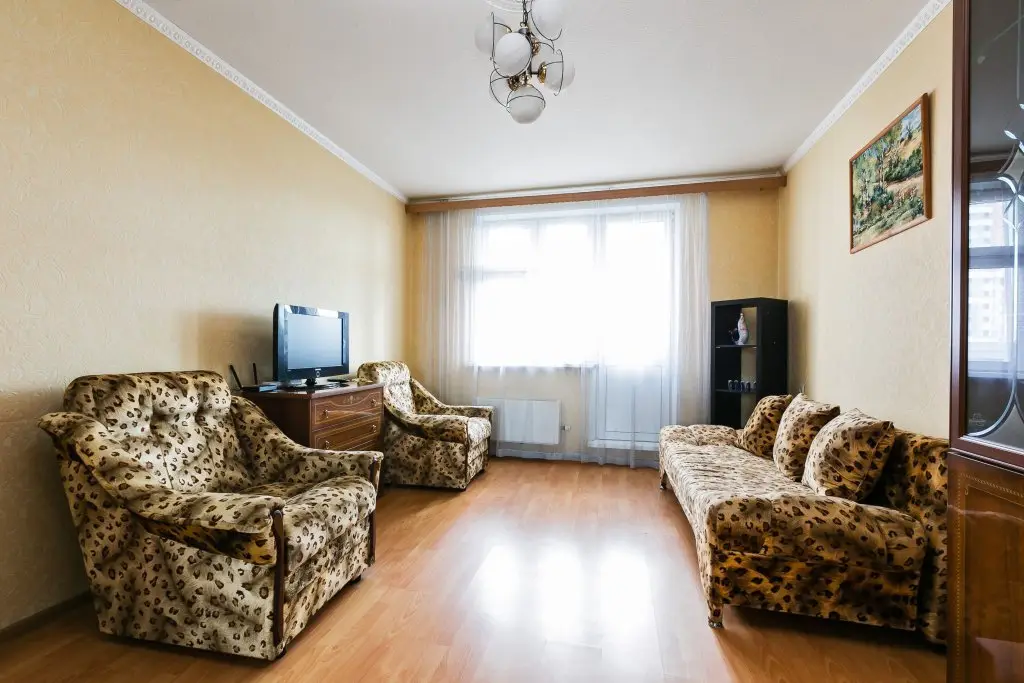 Москва: Cozy 2 Rooms Flat Near Metro Ulitsa 1905 Goda Apartments